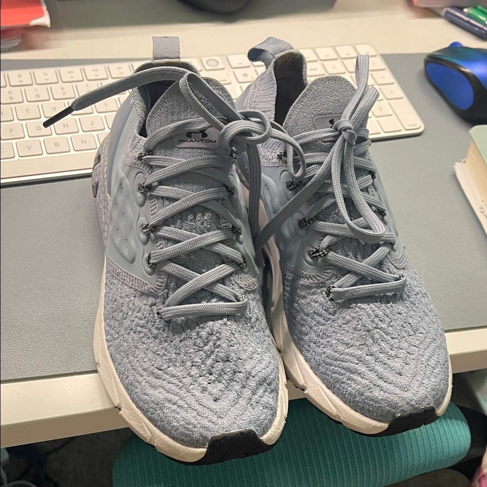 Under Armour HOVR Phantom 2 Shoes - Picture 3 of 5
